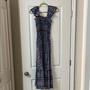 Elegant Blue Floral Maxi Dress